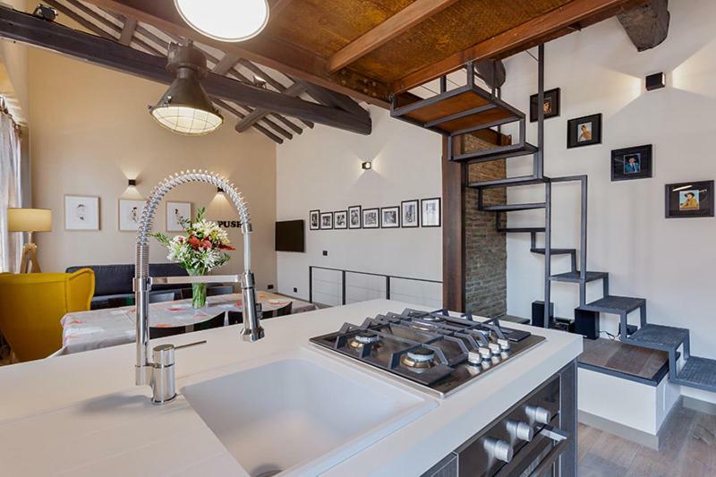 ローマLoft Navonaアパートメント エクステリア 写真